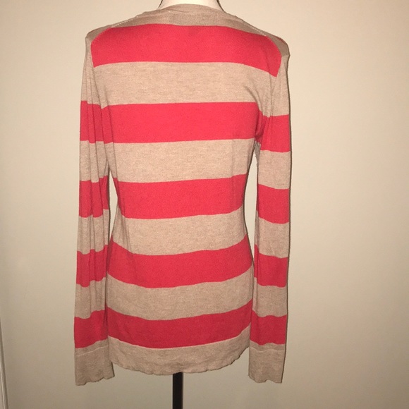 Red and tan striped cardigan - Picture 4 of 5